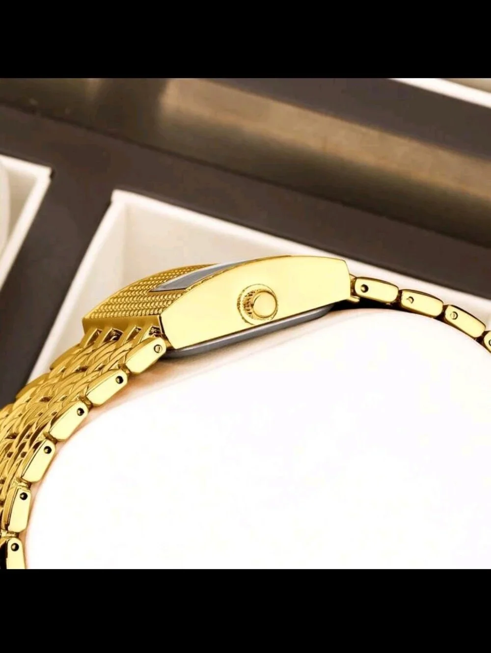 Women's Gold-Tone Bracelet Watch with Roman Dial